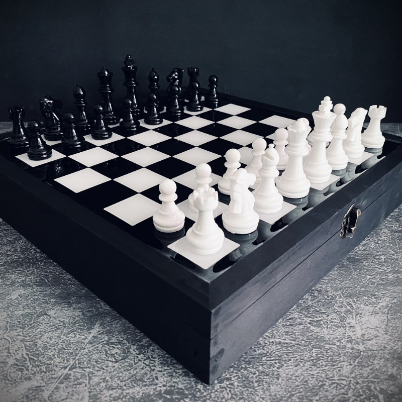 ONYX CLASSIC – BÀN CỜ KINH ĐIỂN TỪ BÓNG TỐI & ÁNH SÁNG